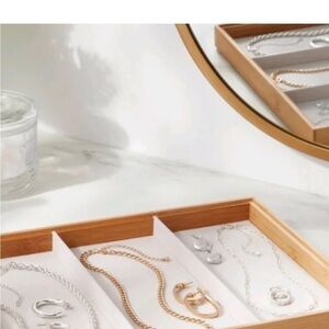 Stackable bamboo dividend accessory tray